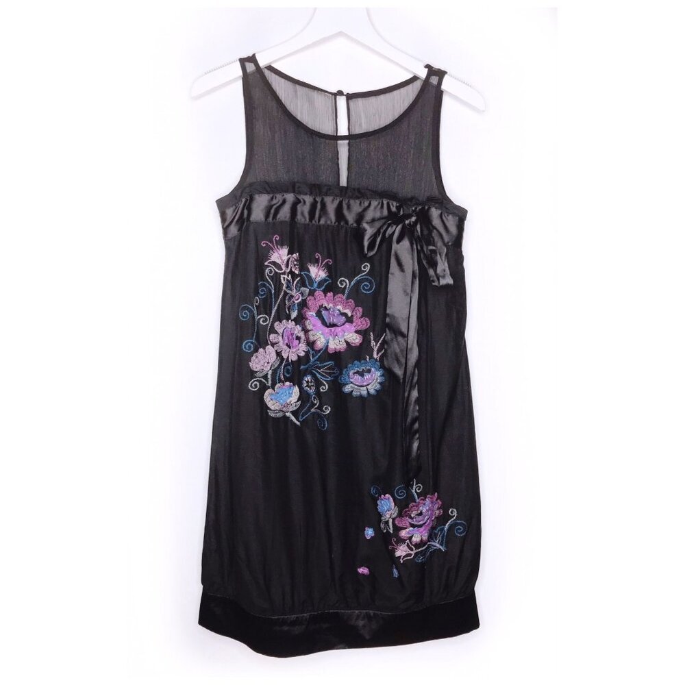 Lulumari black Silk embrlodered sleeveless dress. Size S, Bow